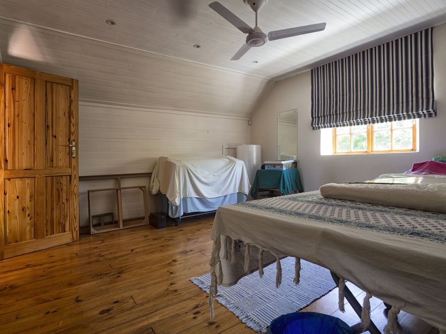 6 Bedroom Property for Sale in Belvidere Estate Western Cape